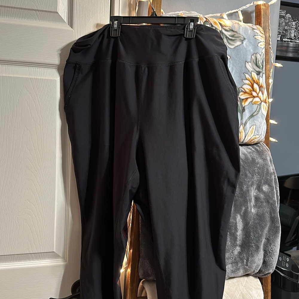 COPY - Old Navy Women’s Legging Dry-Go
